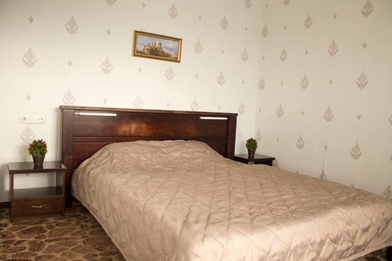 Park Hotel Vinnitsa Bagian luar foto