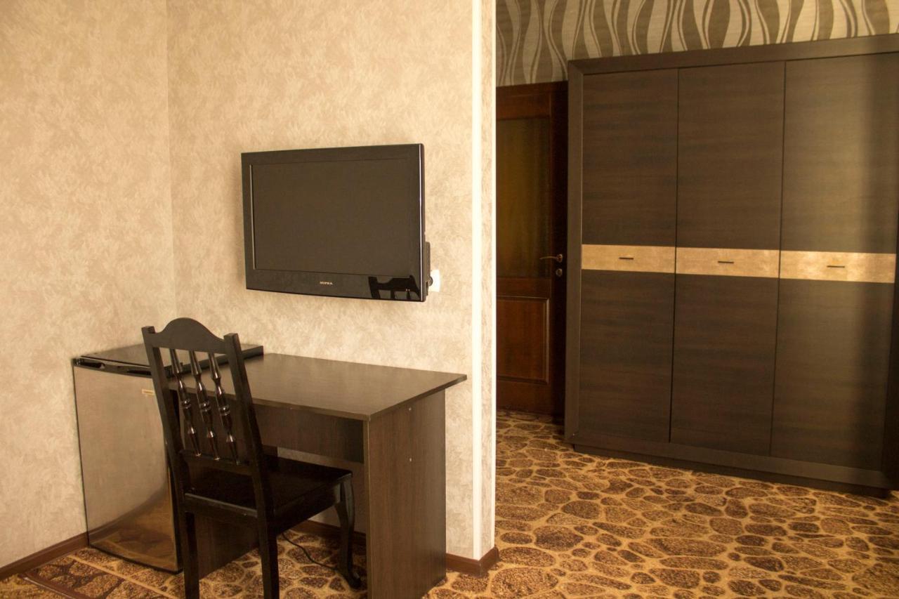 Park Hotel Vinnitsa Bagian luar foto